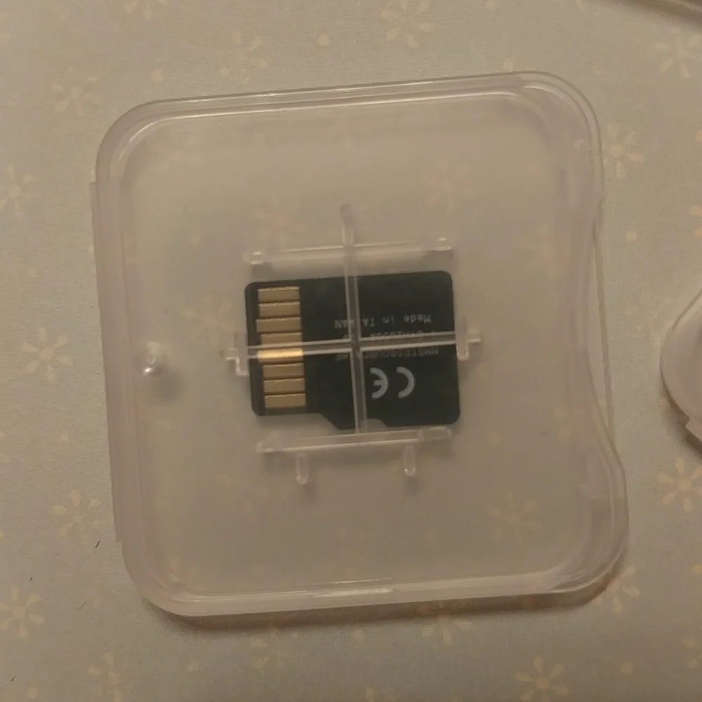 NWT SAMSUNG 8GB MicroSD Memory Card